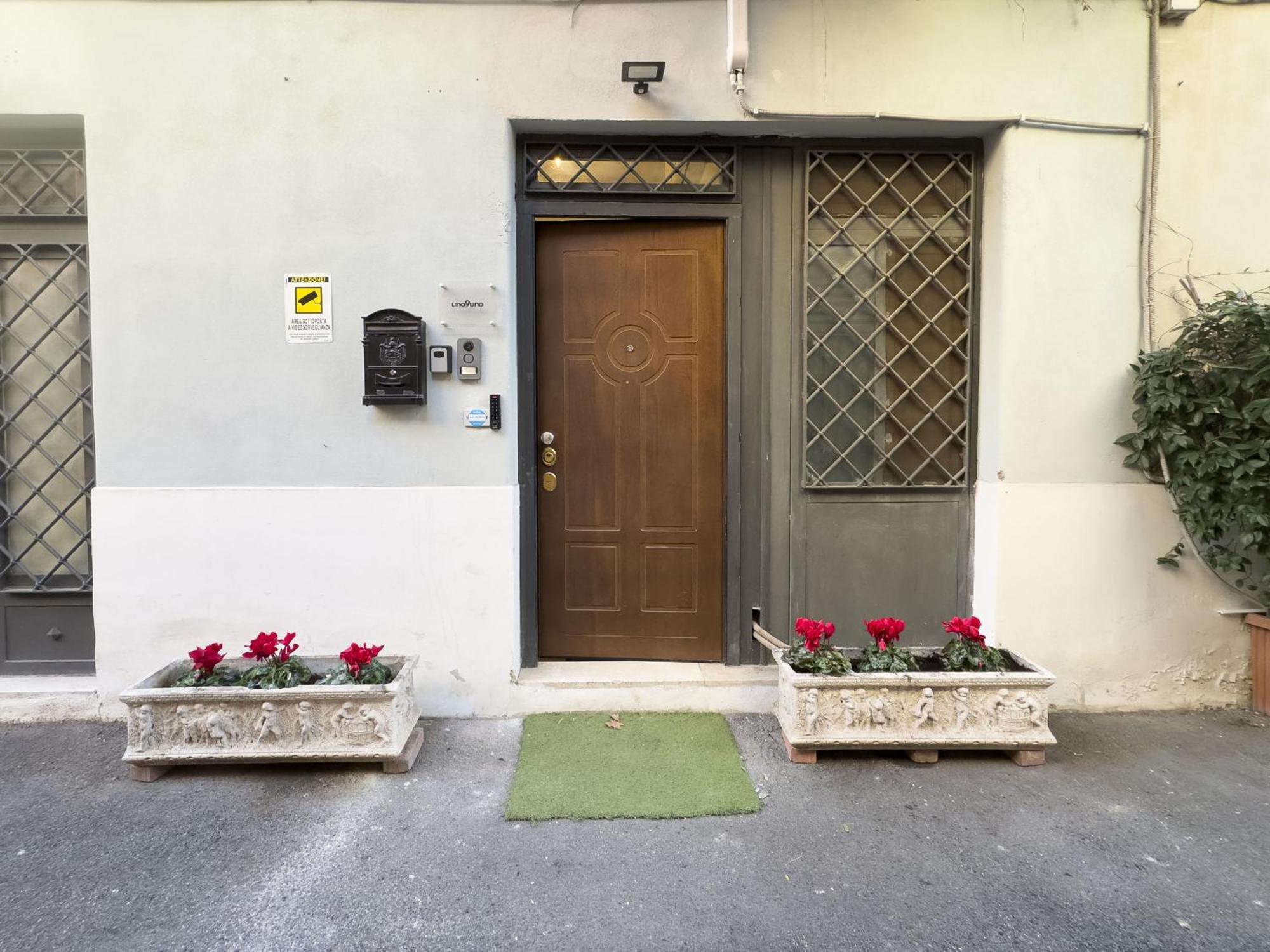 Design And Colorful Loft Near Pamphili * Rom